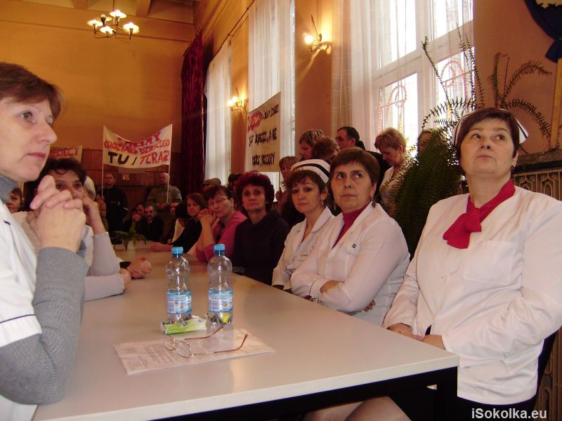 Pielęgniarki na spotkaniu z 5 stycznia w Dąbrowie (iSokolka.eu)