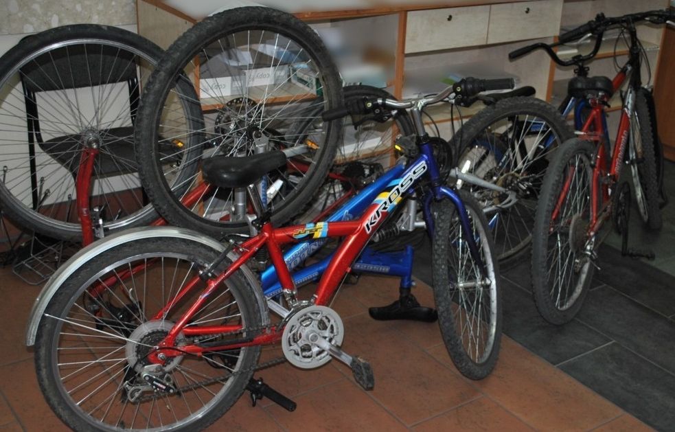 Policja odzyskała skradzione rowery (podlaska.policja.gov.pl)