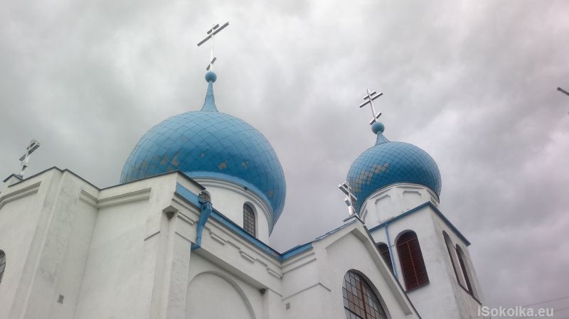Błękitne kopuły cerkwi w Jacznie (iSokolka.eu)
