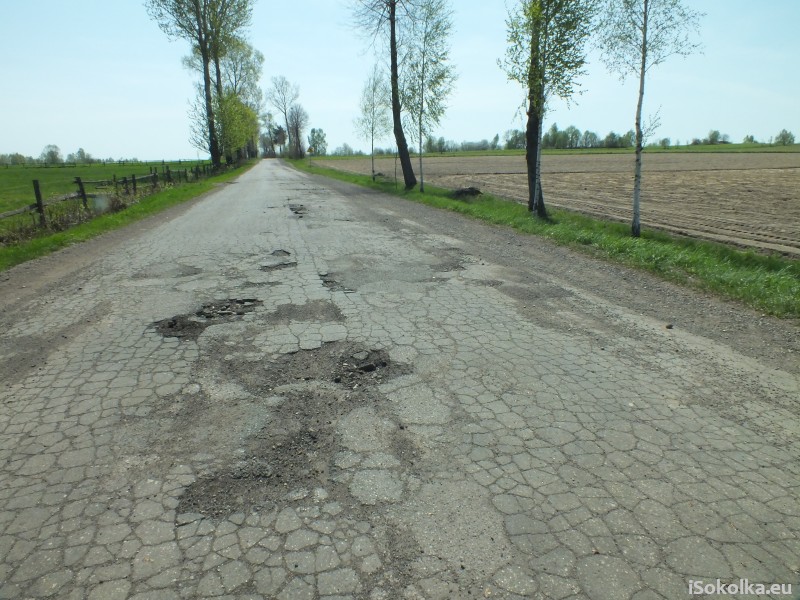 Zniszczona trasa między Trzcianką a Majewem (iSokolka.eu)
