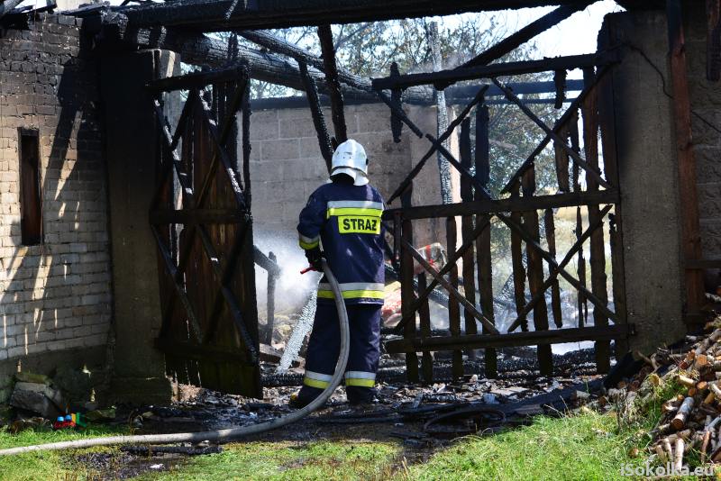 W pożarze spłonęła stodoła (iSokolka.eu)