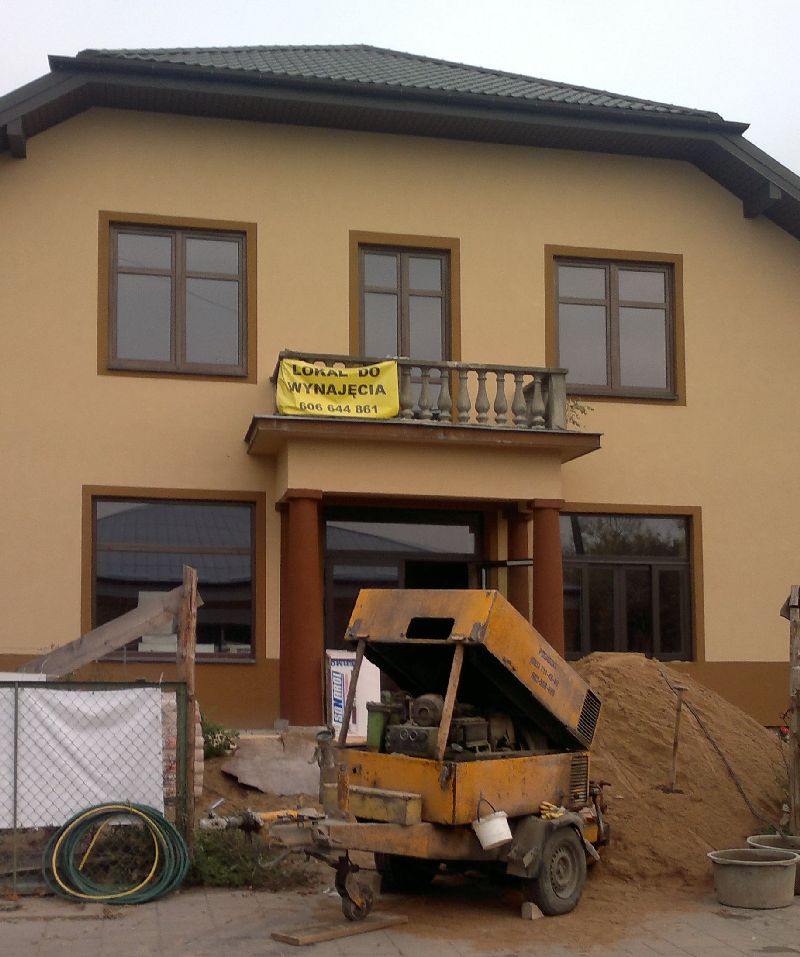Trwają prace w budynku starej szkoły (iSokolka.eu)
