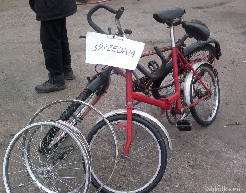 Chętni mogli też nabyć rowery (iSokolka.eu)