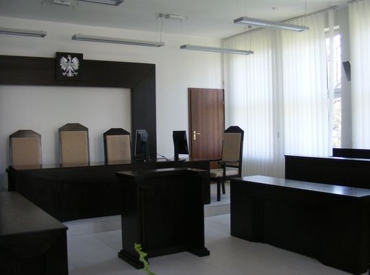 Sala rozpraw Sądu Rejonowego w Sokółce (sokolka.sr.gov.pl)