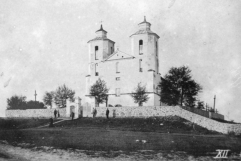 Kościół w Zalesiu. Zdjęcie z końca XIX wieku