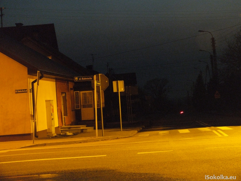 Ulica Goniądzka w środowy wieczór (iSokolka.eu)