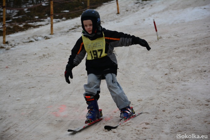 W zawodach wzięli też udział młodzi narciarze (iSokolka.eu)