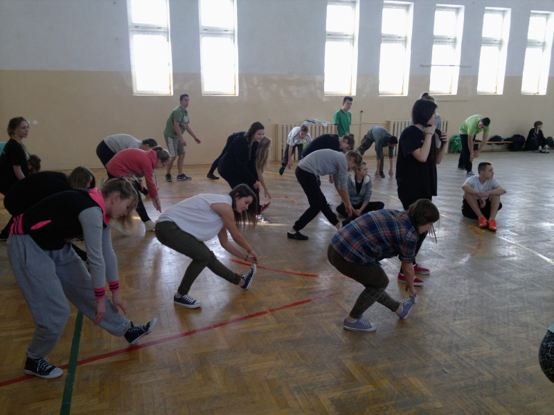 Zajęcia na sali gimnastycznej (ZHP Sokółka)
