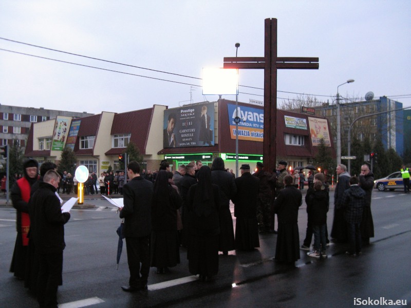 Stacje Drogi Krzyżowej znajdowały się na ulicach miasta (iSokolka.eu)