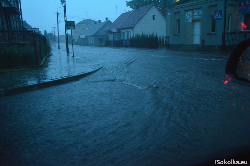 W poniedziałek nad Sokółką przeszła gwałtowna ulewa (iSokolka.eu)