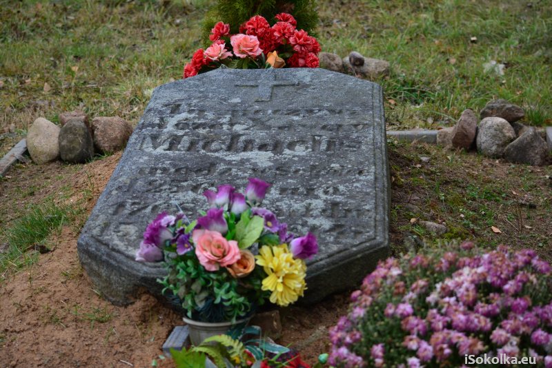 Nagrobek Michaelisa na dawnym cmentarzu ewangelickim (iSokolka.eu)