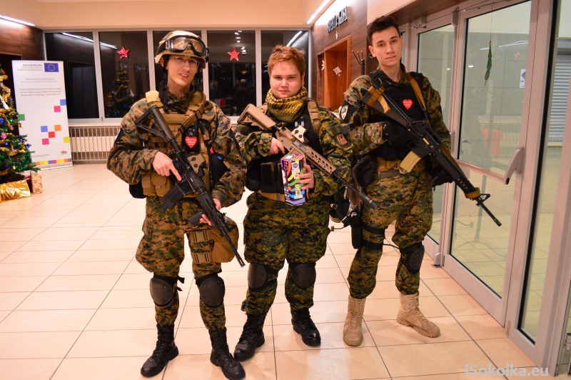 Wolontariusze z Airsoft Team (iSokolka.eu)