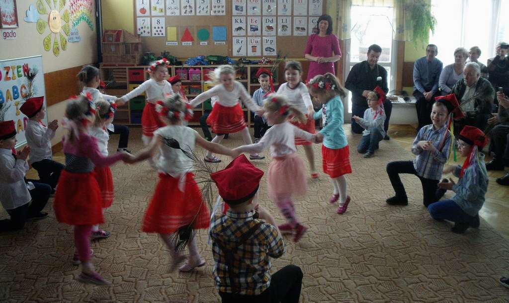Dzieci przedstawiły układy taneczne (PS 3 w Sokółce)