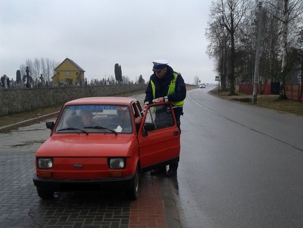 Patrol drogówki w Janowie (podlaska.policja.gov.pl)