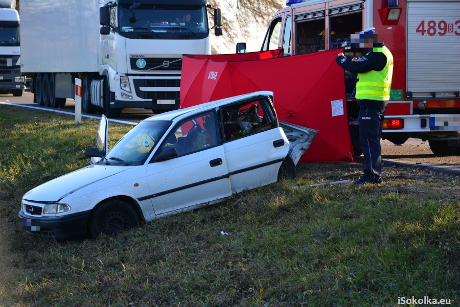 Dwa samochody zderzyły się przy zjeździe na cmentarz (iSokolka.eu)