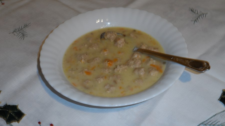 Zupa smakuje wyśmienicie (H. Raducha)